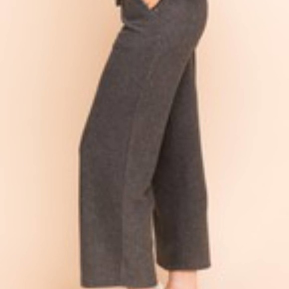 Cropped Knit Sweater Lounge Pants - Picture 3 of 6
